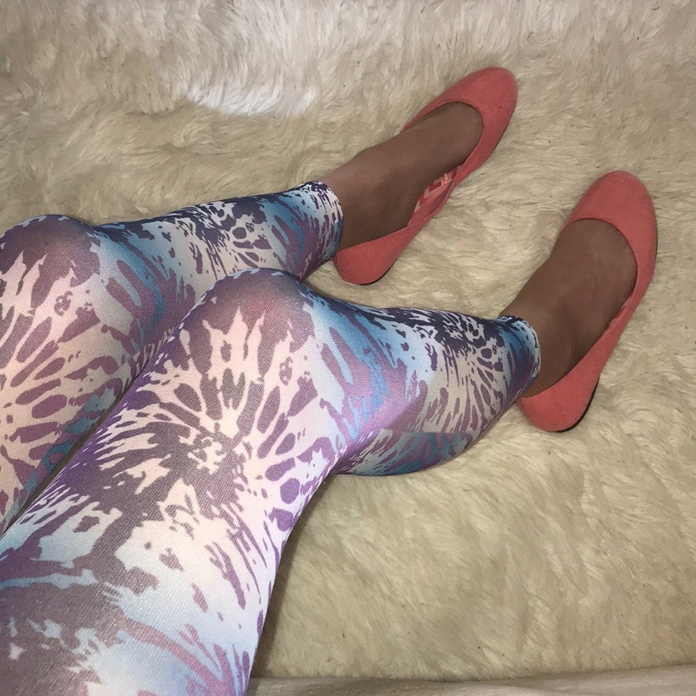 Four pair exhilaration tights size small/medium!